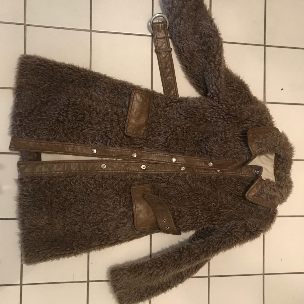 Vintage faux fur jacket 🧥
